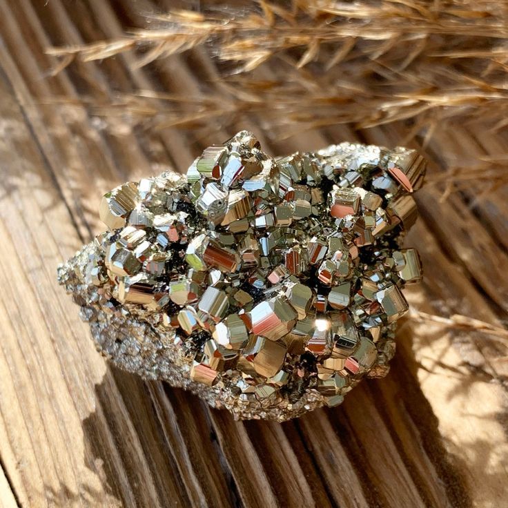 Baurite - Hematite stone Bracelet - (6 mm)